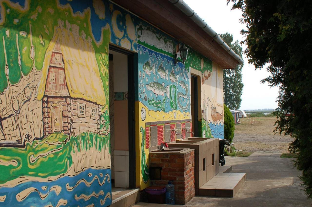 Camping Rogowo Mrzeżyno Εξωτερικό φωτογραφία